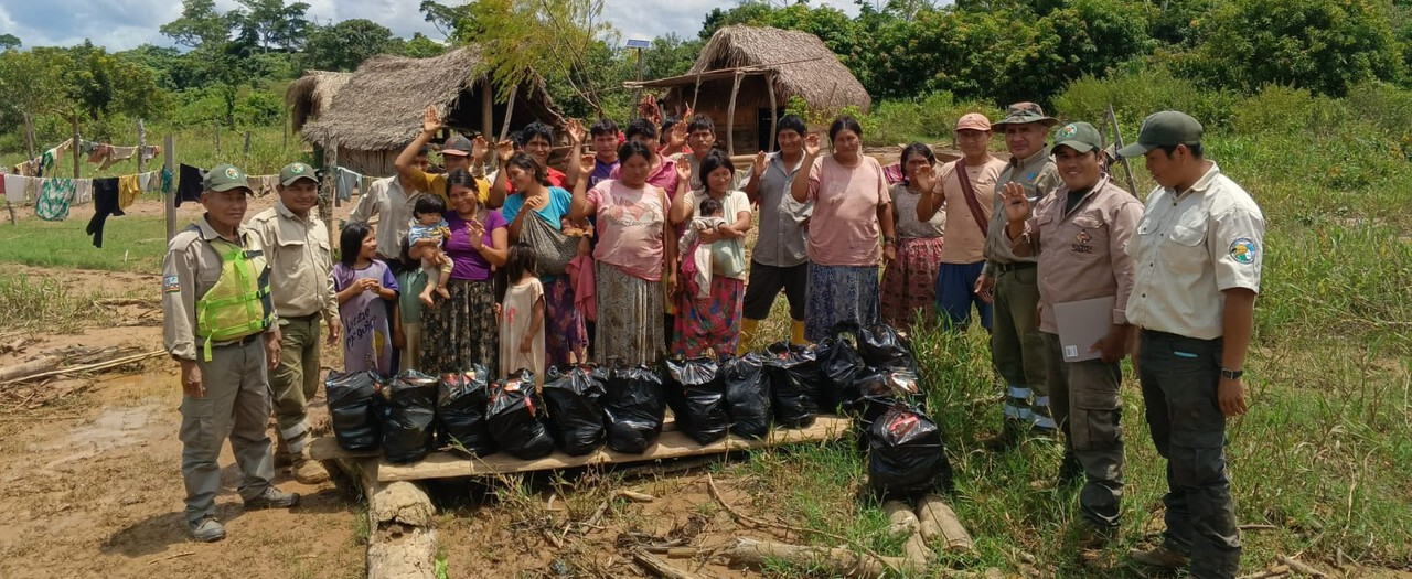 Ante inundaciones en el país, la plataforma #SoñamosQueSomos de CBN dona hidratantes y víveres en cuatro departamentos