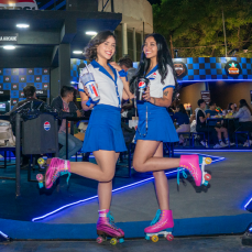 Revive los Años 70 con Pepsi: Cochabamba acoge el ‘Deli Fest 2024’